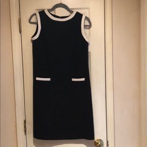 Isaac Mizrahi classic shift dress